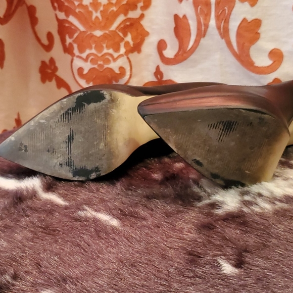 Pegabo Black Leather Stilleto - Picture 3 of 4